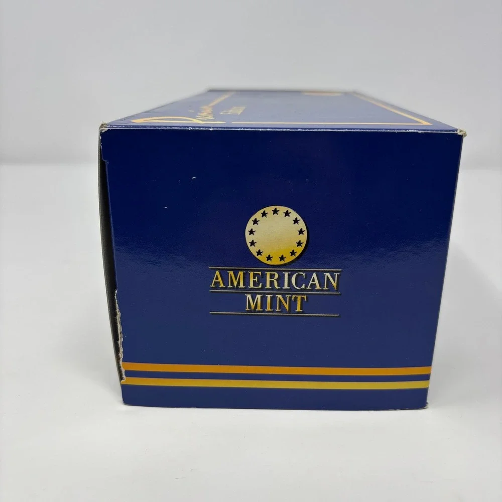 Porsche 356B Blue 1:24 Diecast American Mint Premium Edition